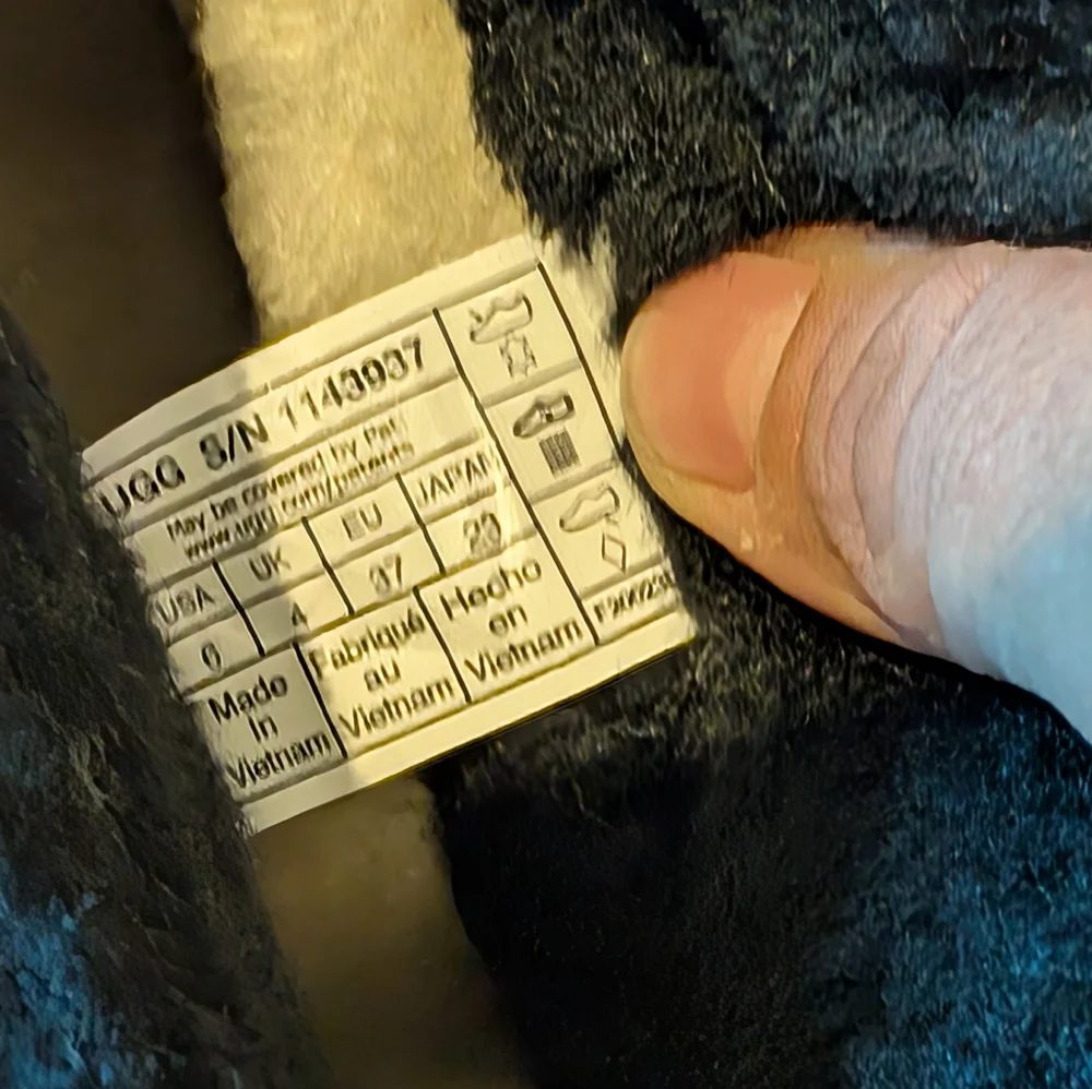 UGG Classic Mini Toggler Boot